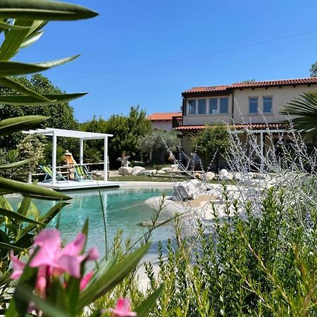 Villa Tilly Trarivi Buitenkant foto